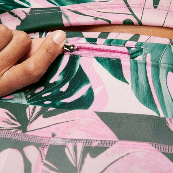 128 Nike Women's Fast Crop Running Tights Green Pink Sz Medium - Picture 4 of 6